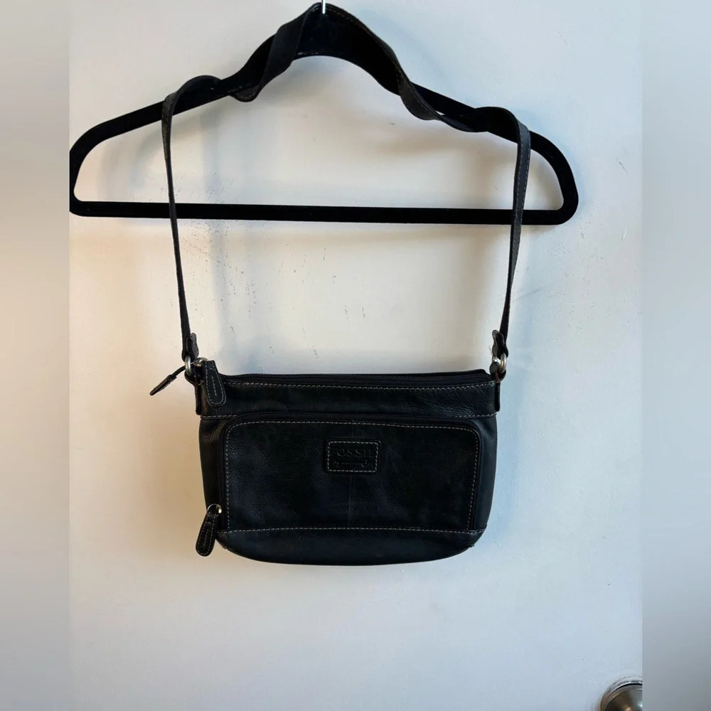 Fossil Black Pebble Leather‎ Crossbody Purse